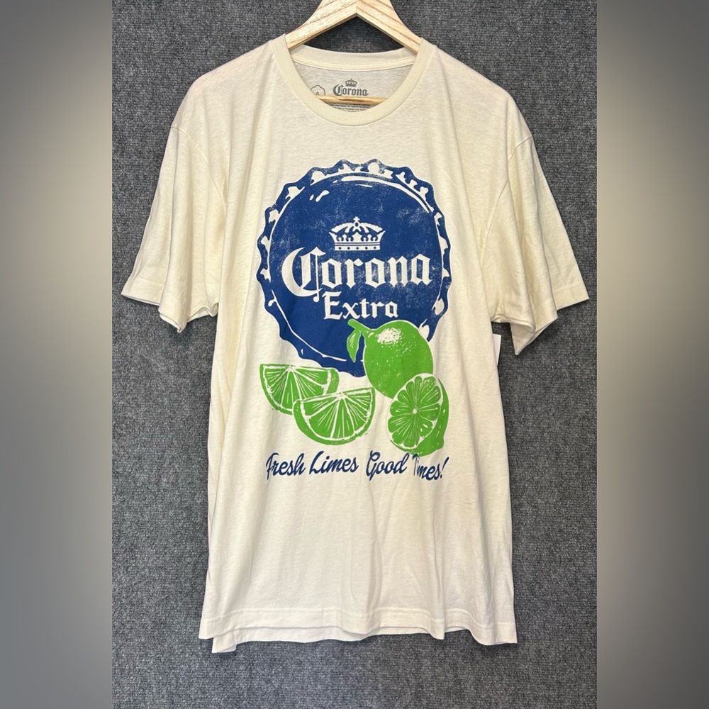 Corona Graphic Tee Size XL
